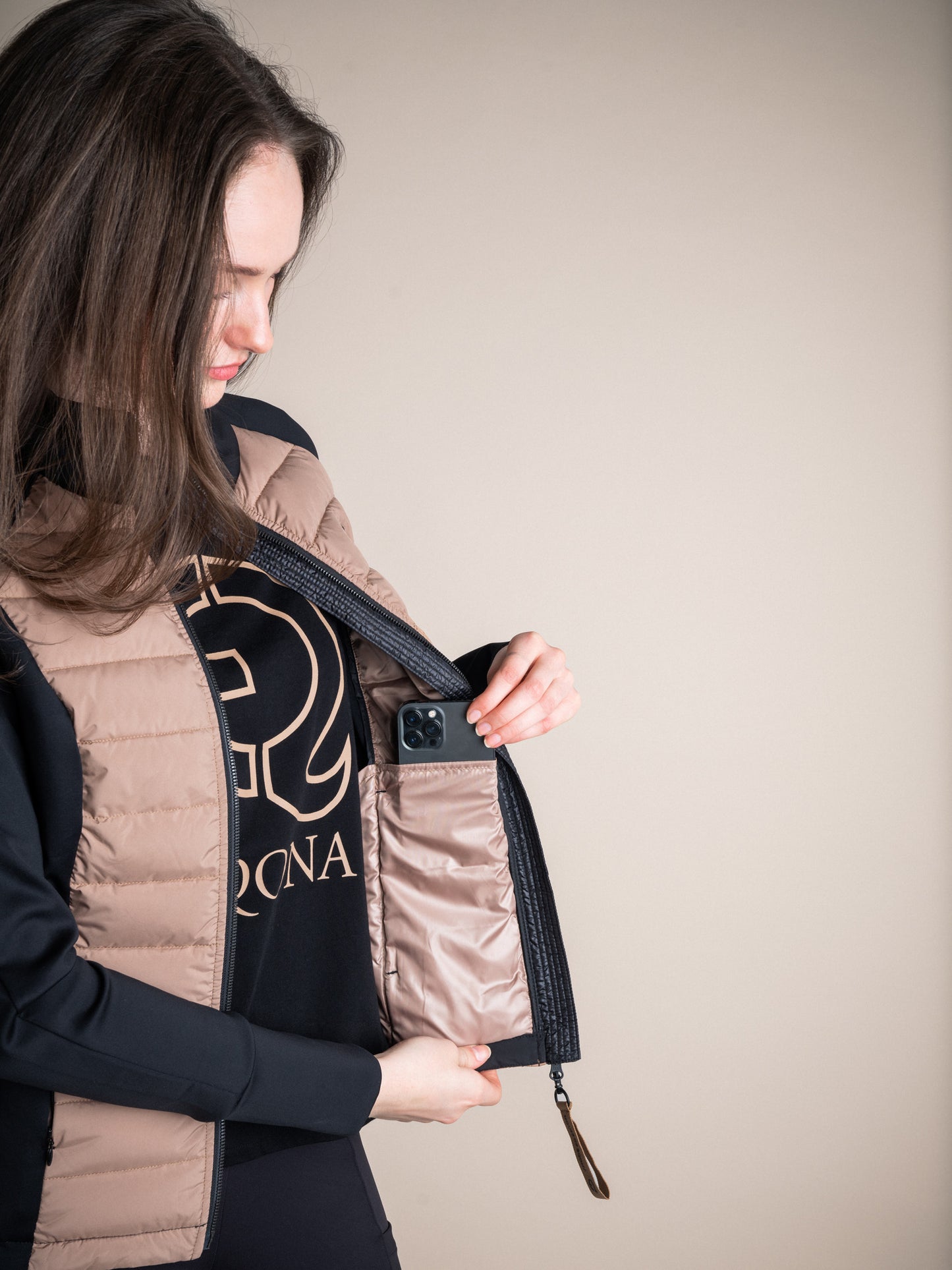 Eqona Vest